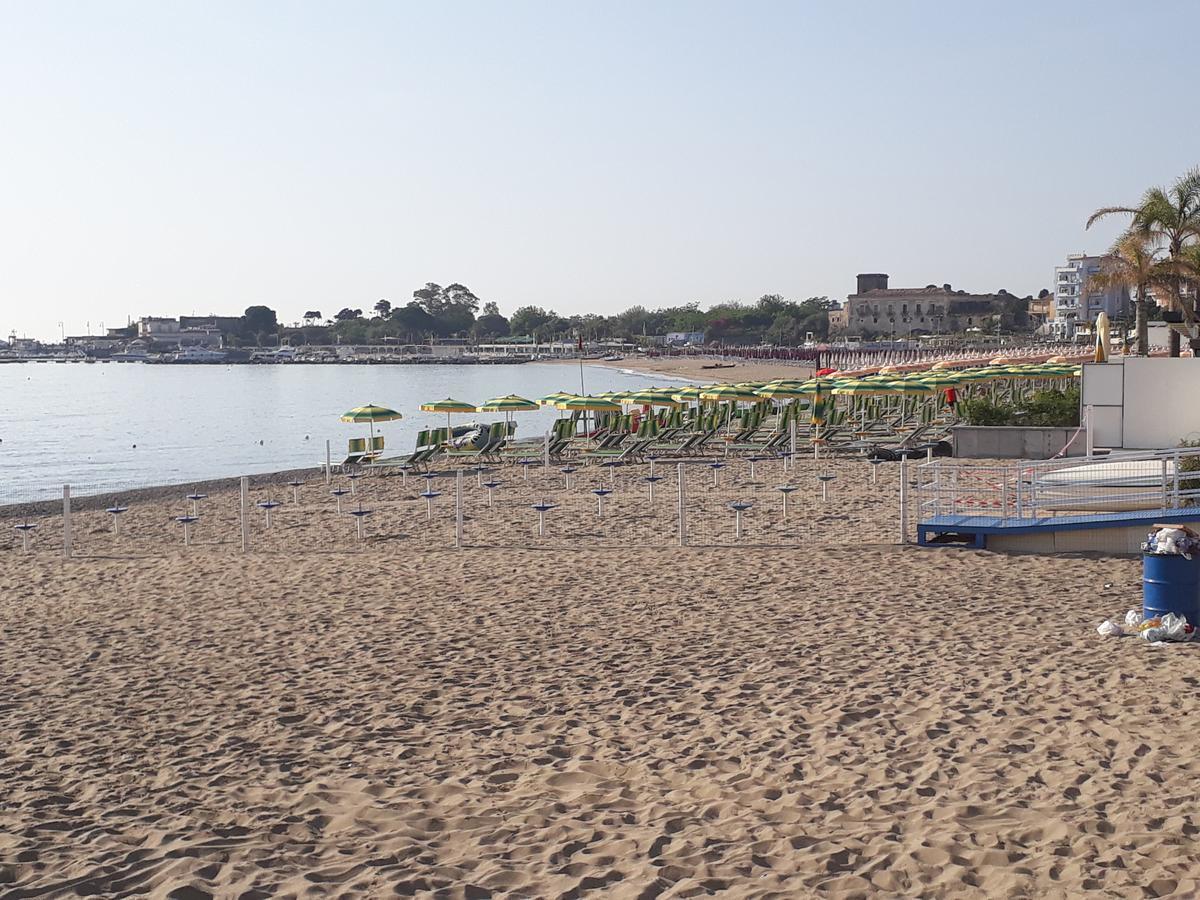 B&B Fragranza Di Sicilia Giardini Naxos Εξωτερικό φωτογραφία