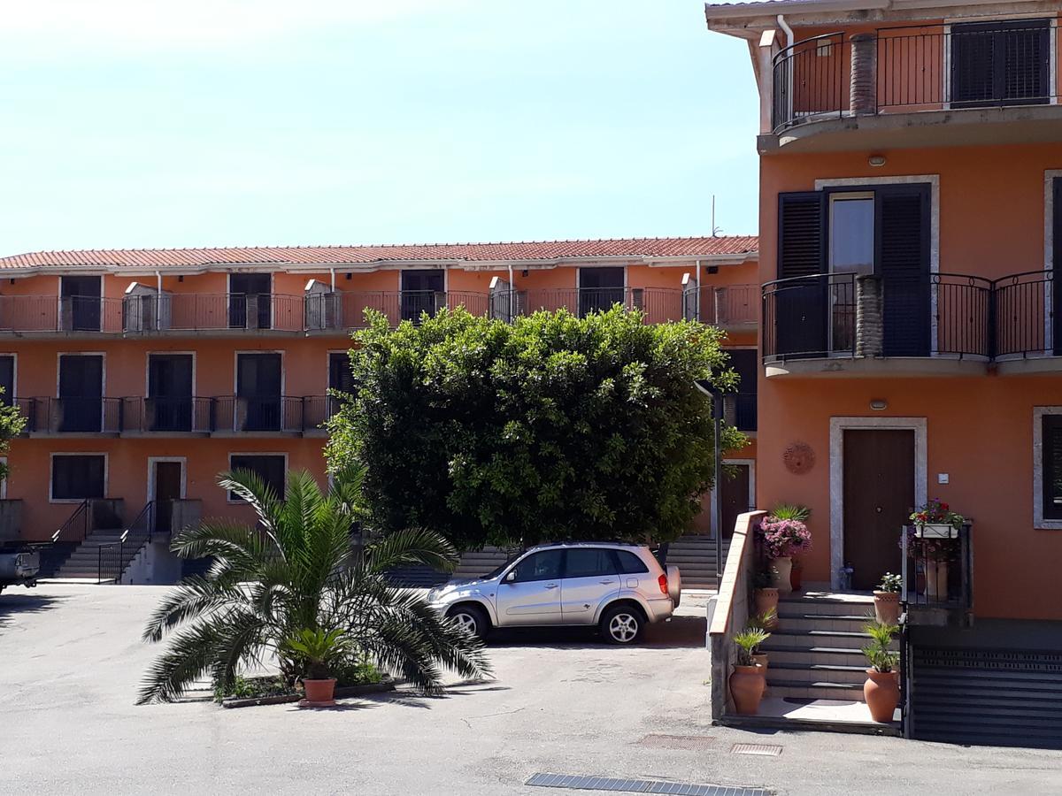 B&B Fragranza Di Sicilia Giardini Naxos Εξωτερικό φωτογραφία